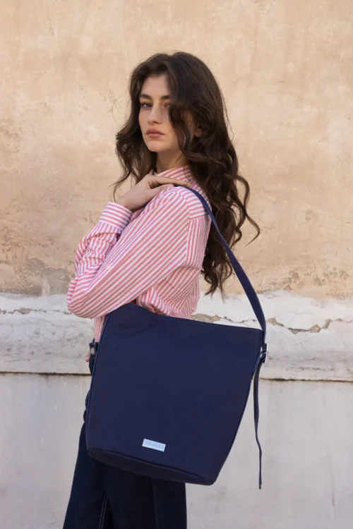 Clic Jewels Sandra Bucketbag in blue canvas - Image 1