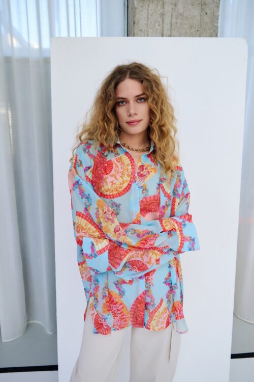 Iraida Leya oversized shirt - Image 1